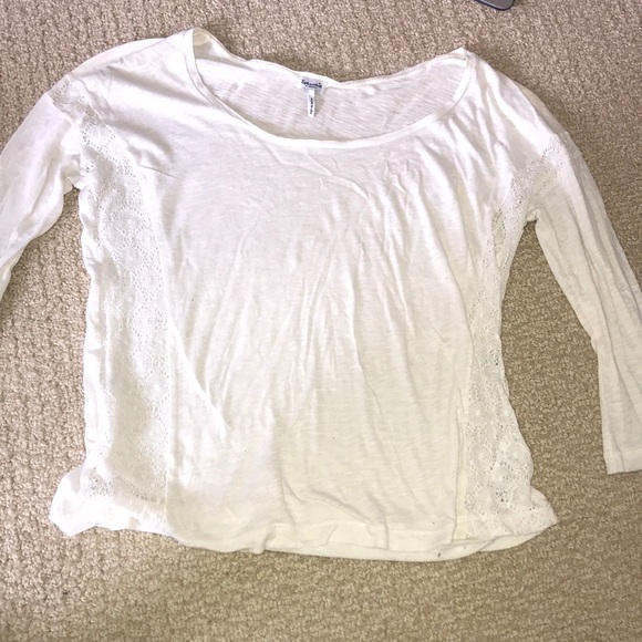 Splendid Tops - Splendid 3/4 sleeve shirt Splendid Tops - Splendid 3/4 sleeve shirt